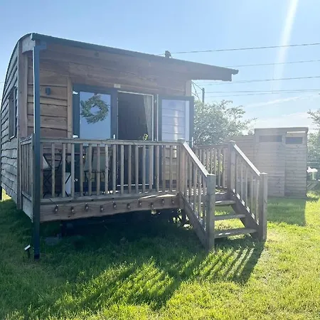 1Br-Sleeps2-Field View-Parking-Cabin Experience Morpeth Exterior photo