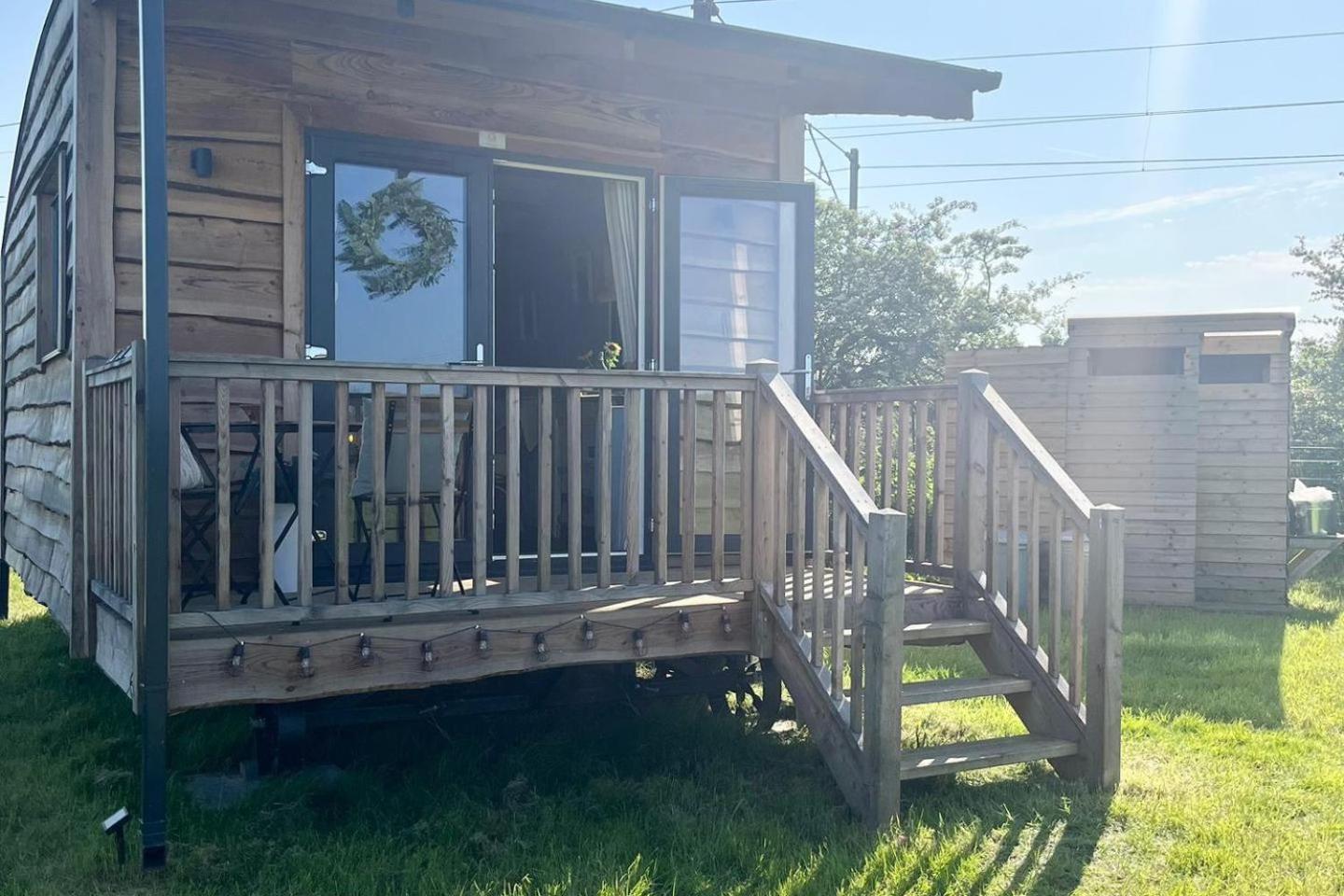 1br-sleeps2-field View-parking-cabin Experience Holiday home